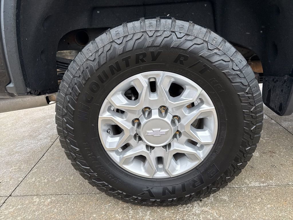 Used 2020 Chevrolet Silverado 2500 LTZ w/ LTZ Convenience Package image 54