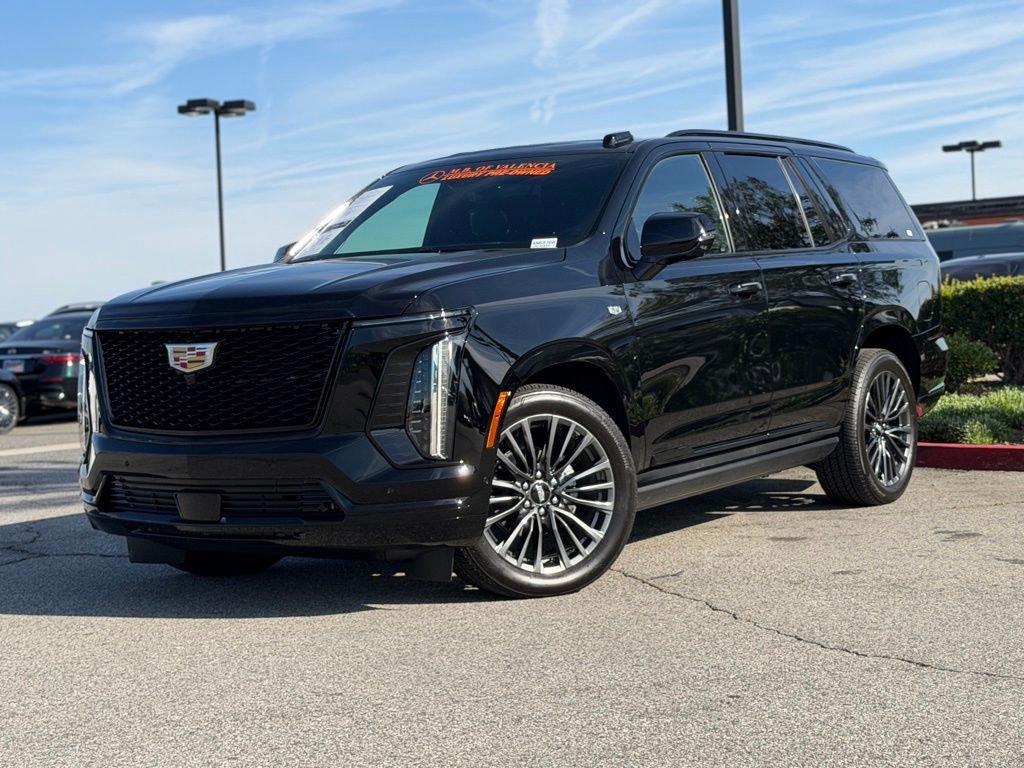 Used 2025 Cadillac Escalade Sport Platinum image 2