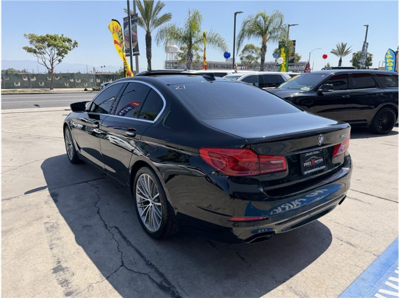 Used 2018 BMW 540i w/ Premium Package RWD image 4