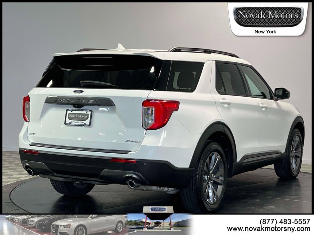 Used 2022 Ford Explorer XLT w/ Equipment Group 202A image 8