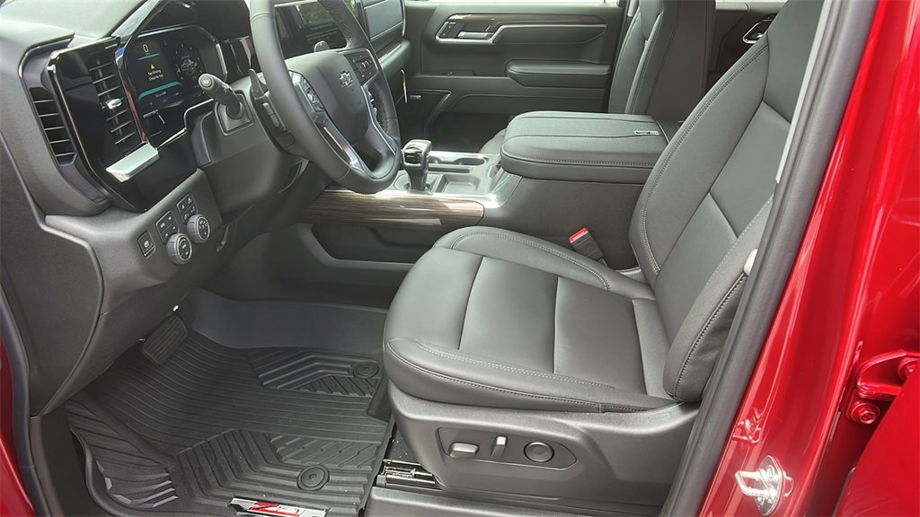 New 2026 Chevrolet Silverado 1500 RST w/ RST All Star Premium Package image 13