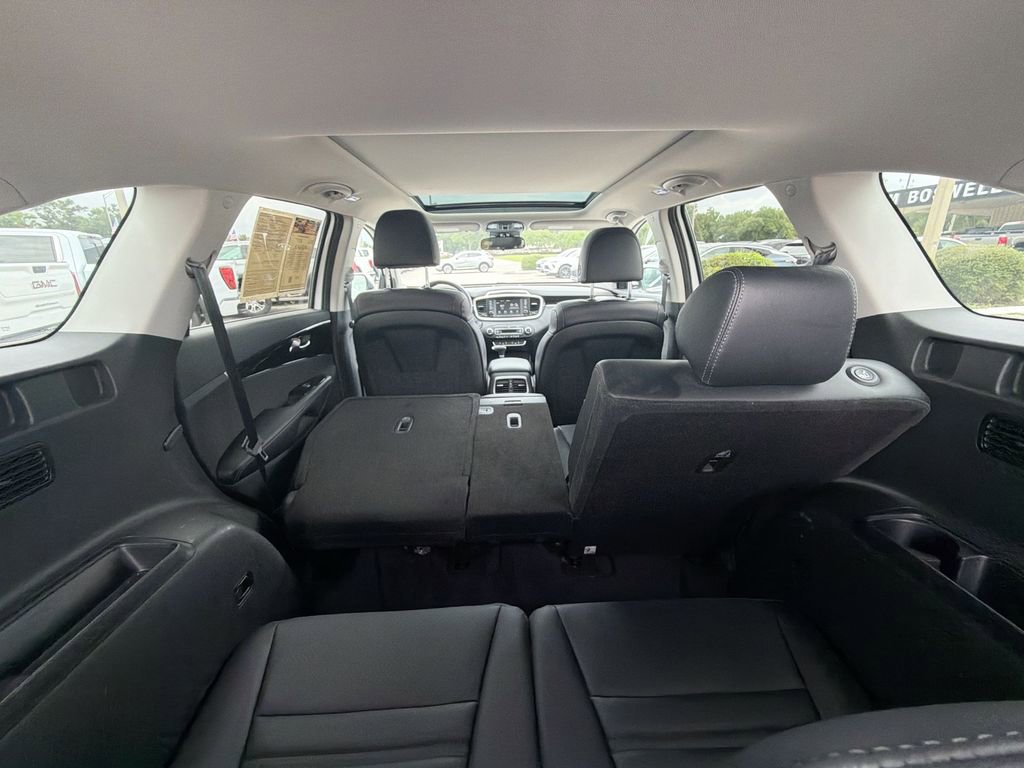 Used 2020 Kia Sorento EX FWD image 10