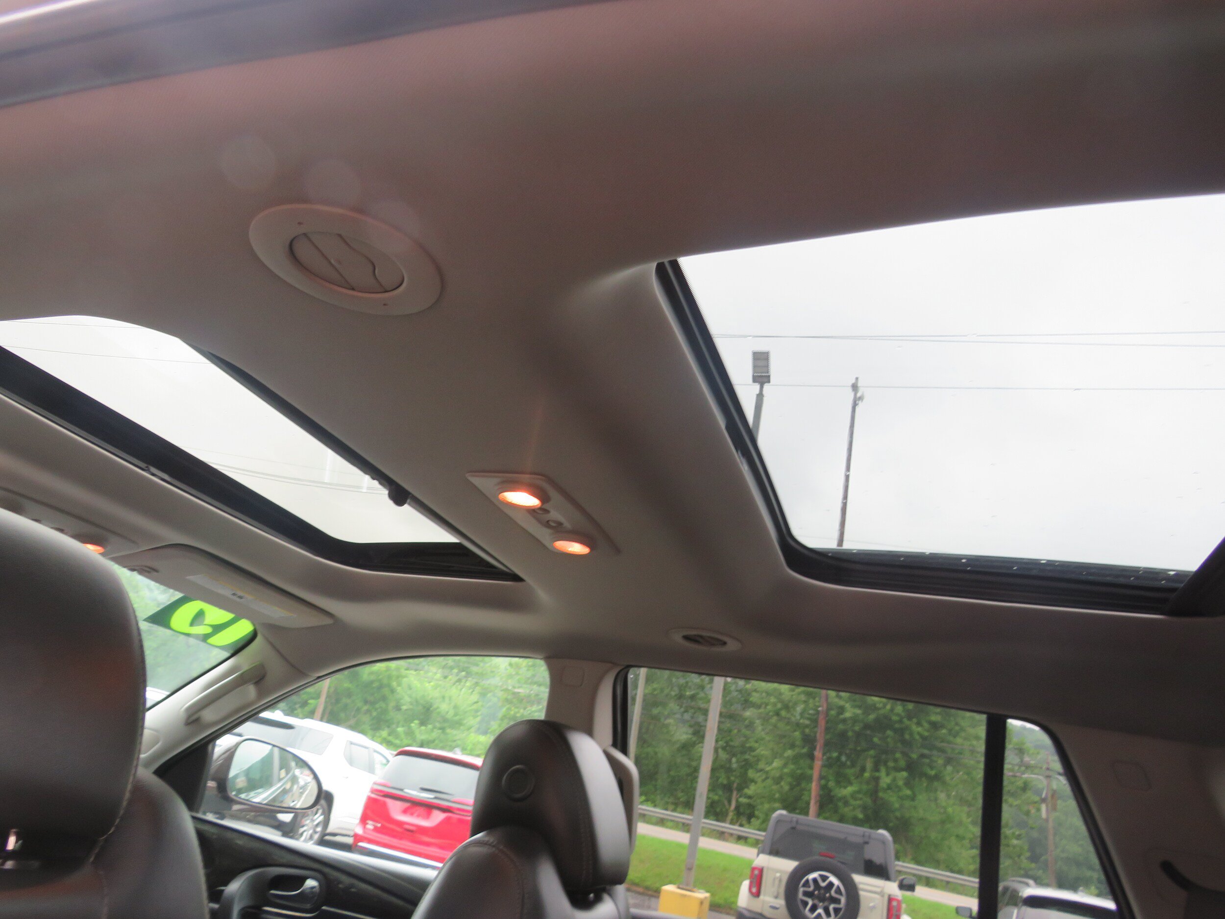 Used 2015 Buick Enclave Leather w/ Trailering Package AWD/4WD image 11