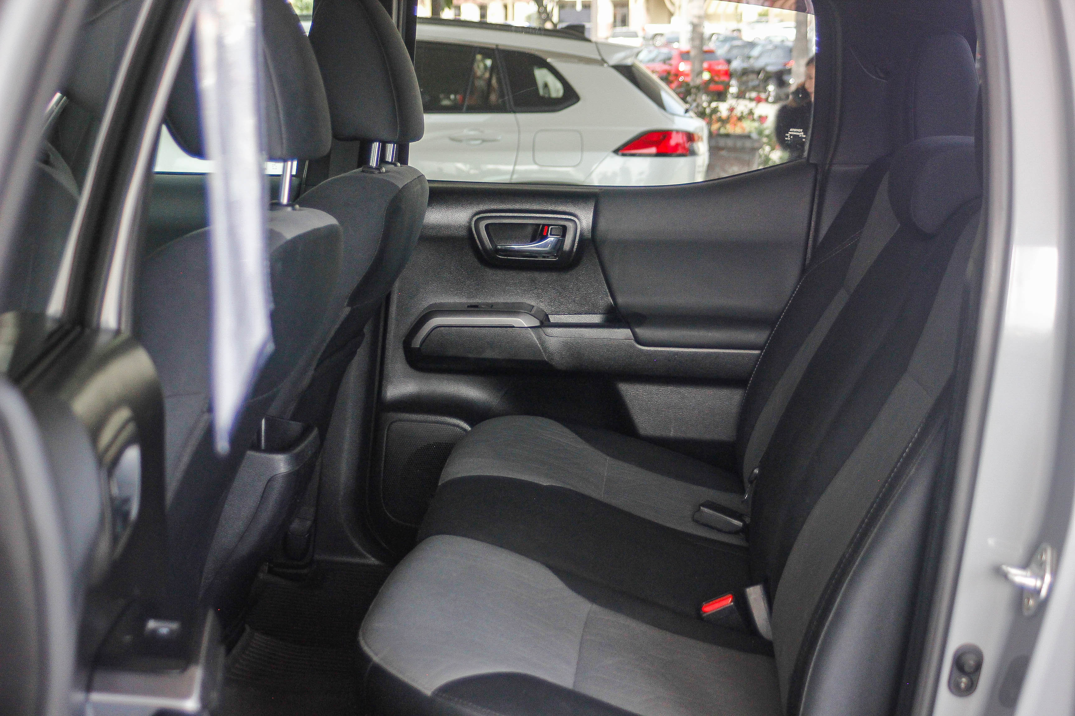 Used 2021 Toyota Tacoma TRD Off-Road w/ Technology Package image 18