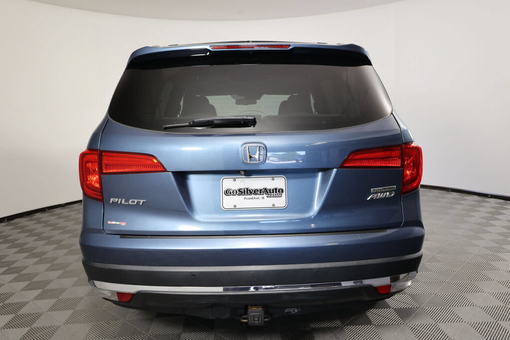 Used 2016 Honda Pilot Touring image 3