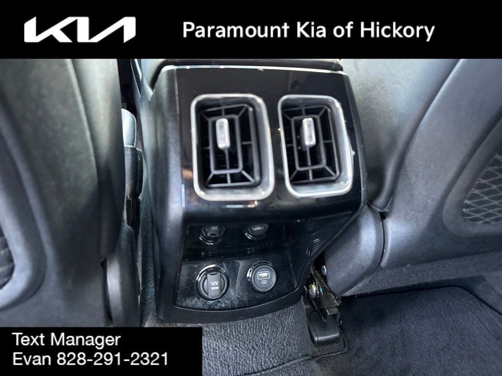 Used 2022 Kia Sorento SX AWD/4WD image 17