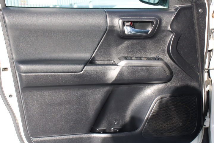 Certified 2020 Toyota Tacoma TRD Off-Road image 12