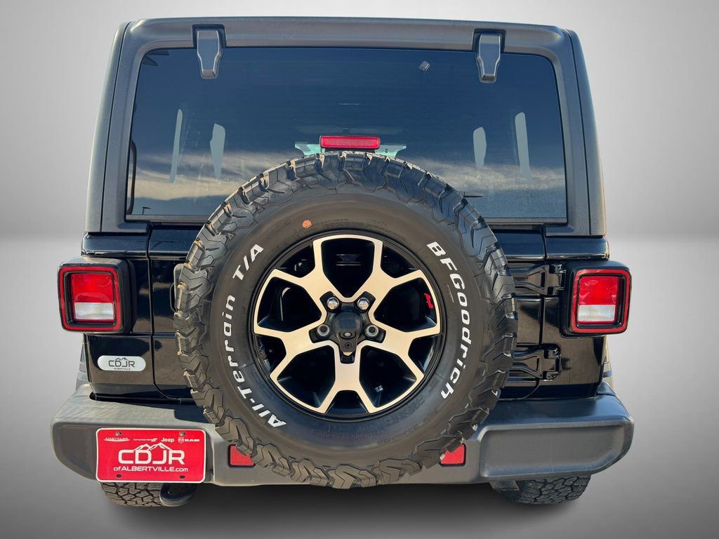 Used 2020 Jeep Wrangler Unlimited Sahara image 7