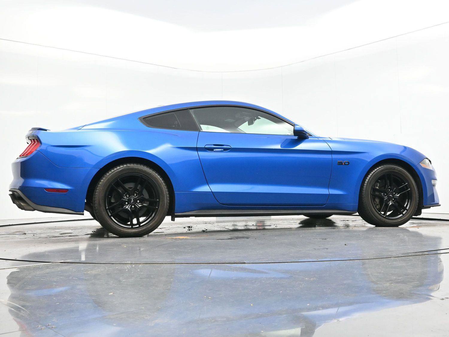 Used 2019 Ford Mustang GT RWD image 42
