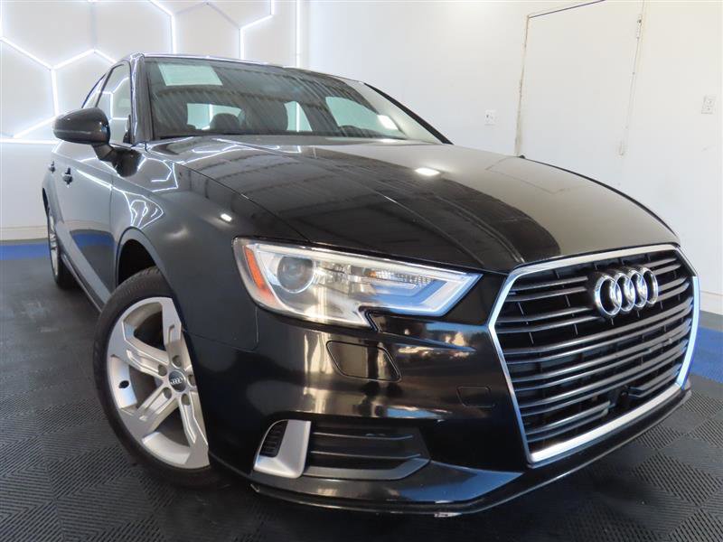 Used 2018 Audi A3 2.0T Premium image 3