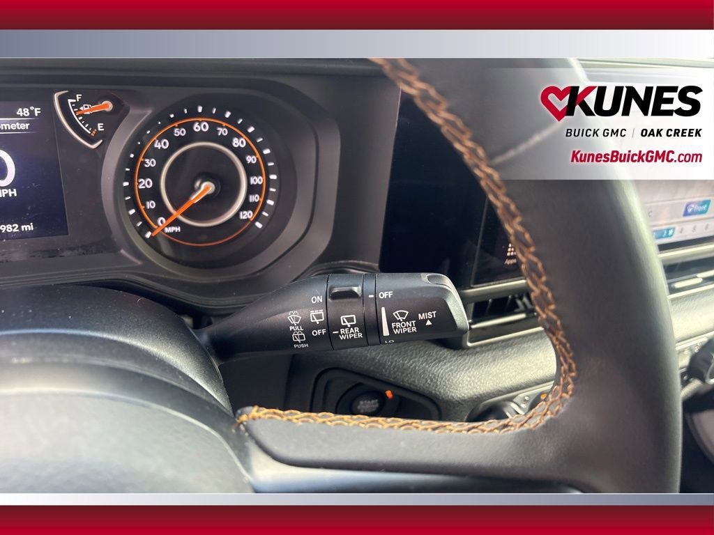 Used 2024 Jeep Wrangler Sport S image 13