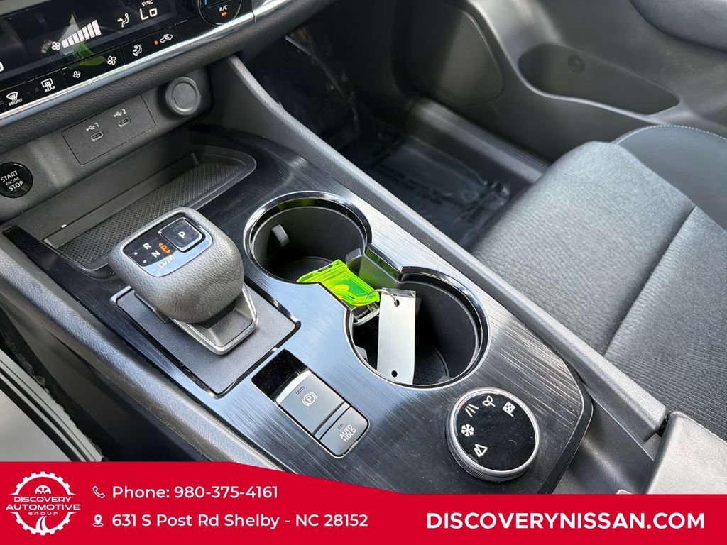 Certified 2024 Nissan Rogue SV AWD/4WD image 19
