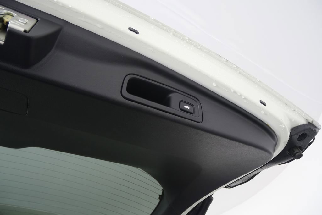 Used 2017 Honda Pilot Touring image 18