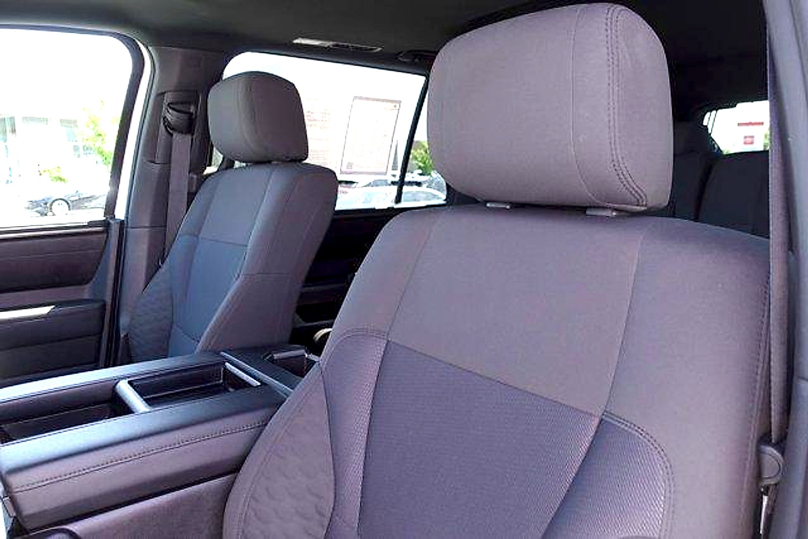 Certified 2025 Toyota Sequoia SR5 AWD/4WD image 10