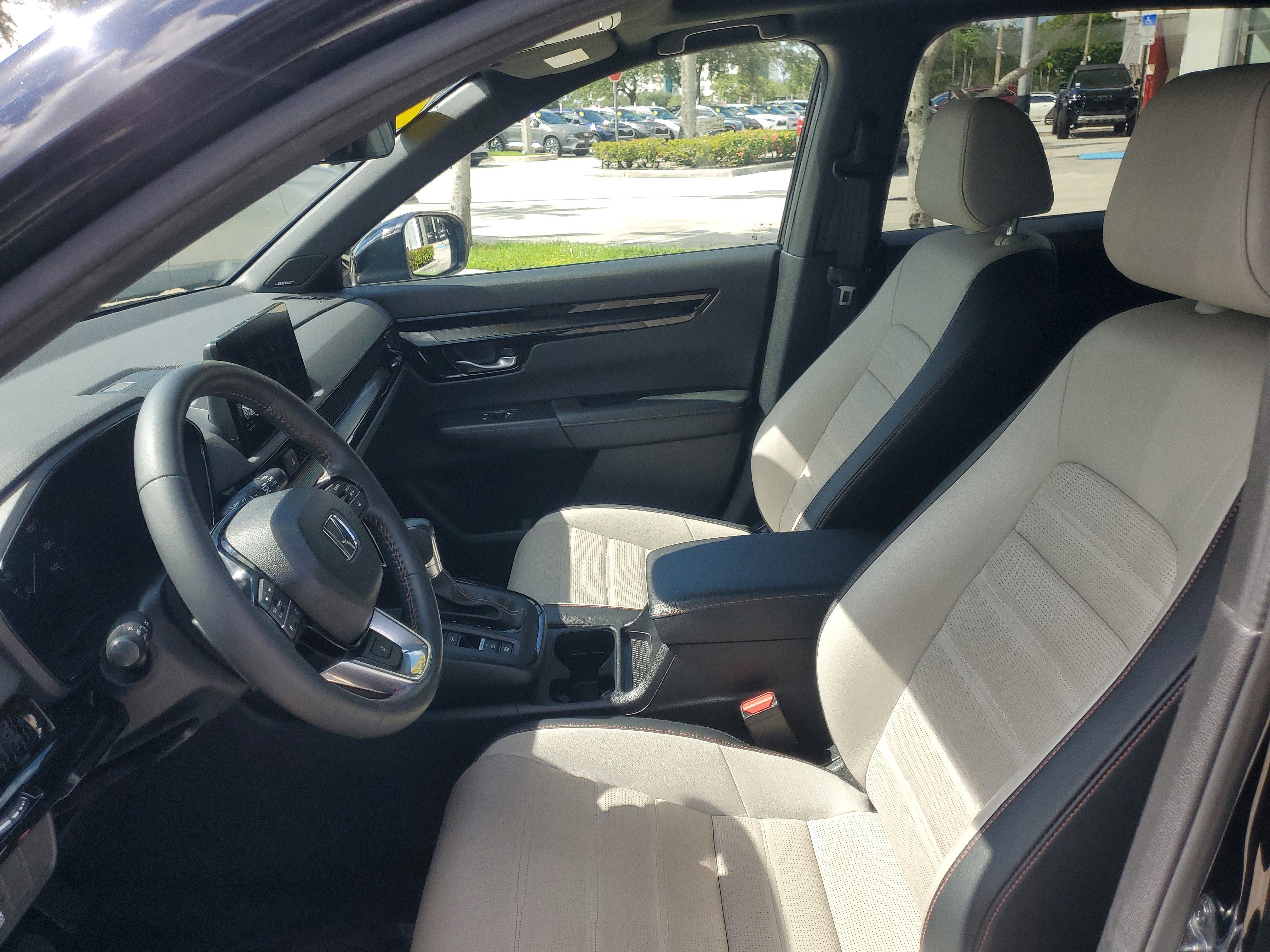 Used 2024 Honda CR-V Sport Touring image 17