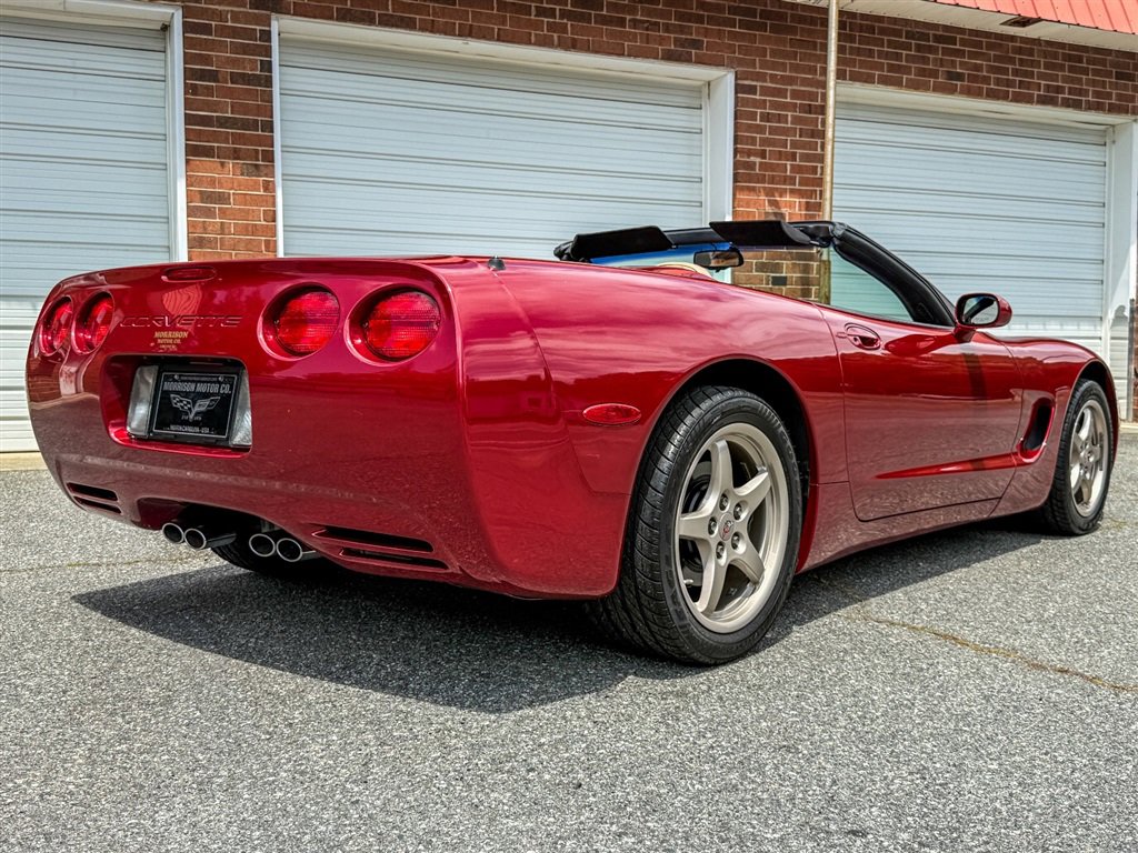 Used 1999 Chevrolet Corvette Convertible w/ Memory Pkg RWD image 27
