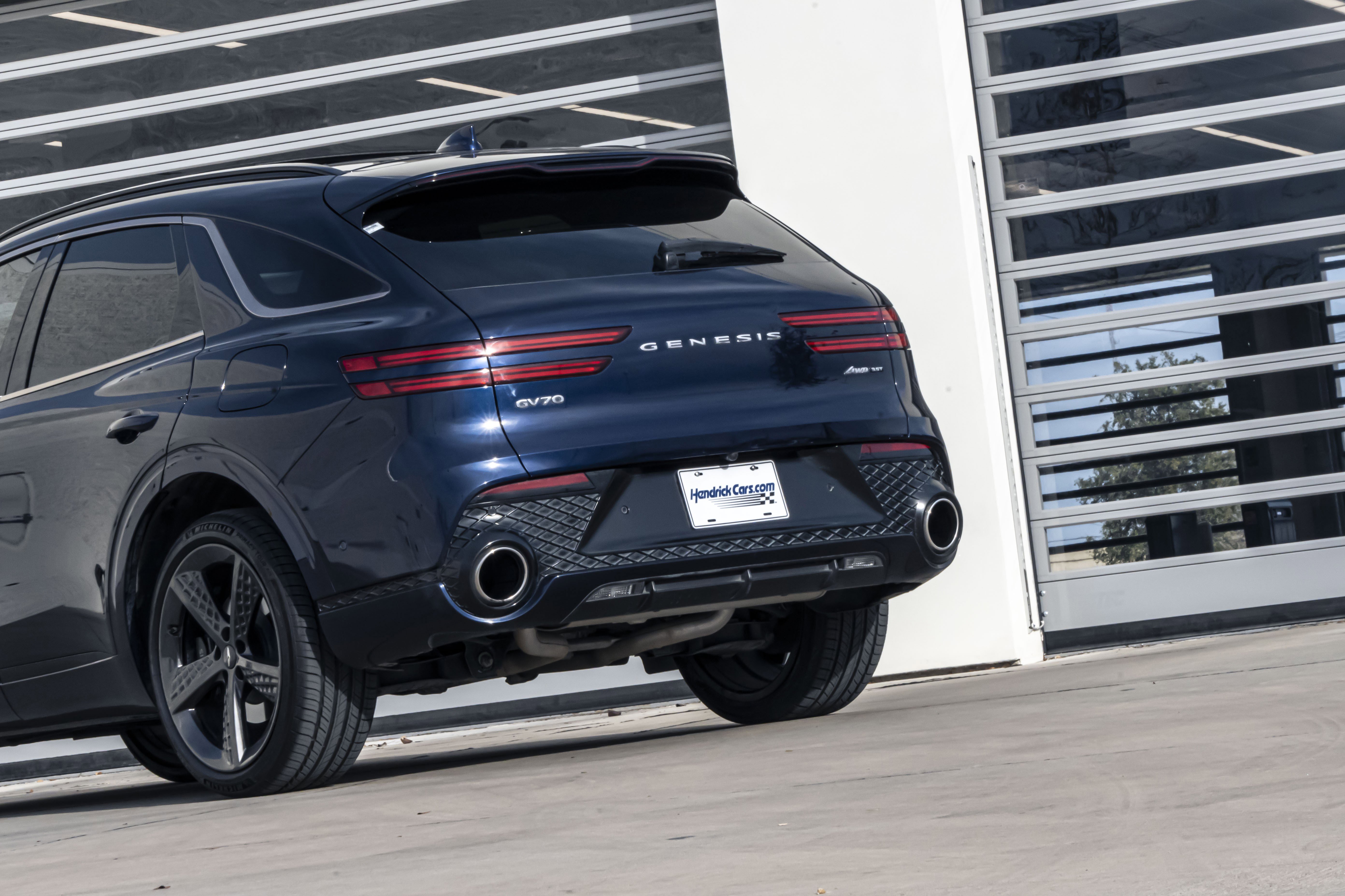 Used 2024 Genesis GV70 3.5T Sport w/ Sport Prestige Package image 6