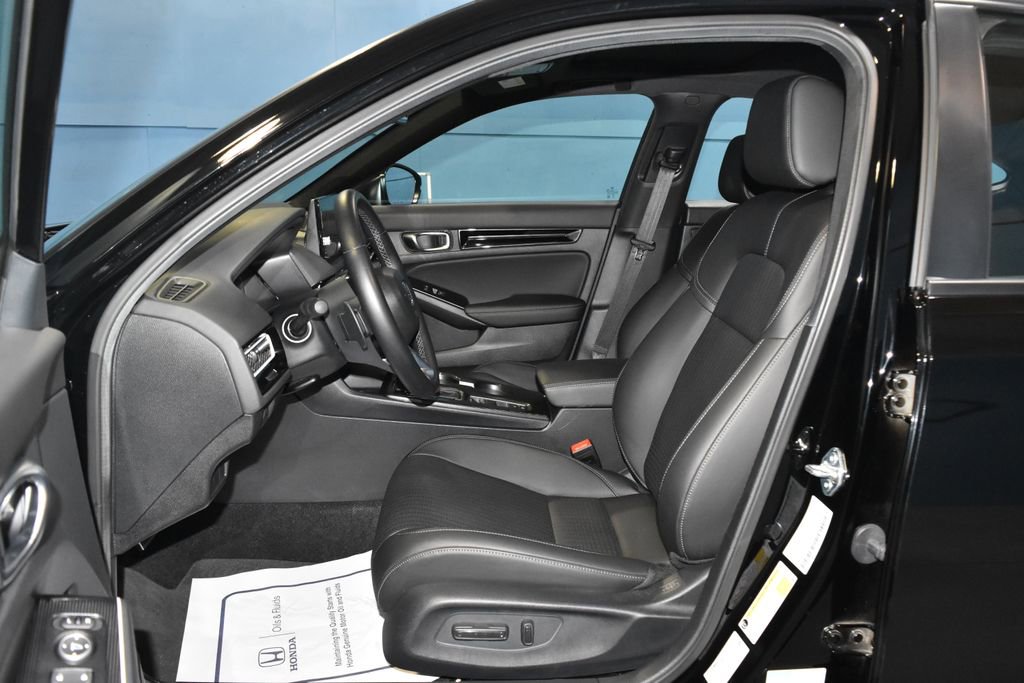 Used 2025 Honda Civic Sport image 7