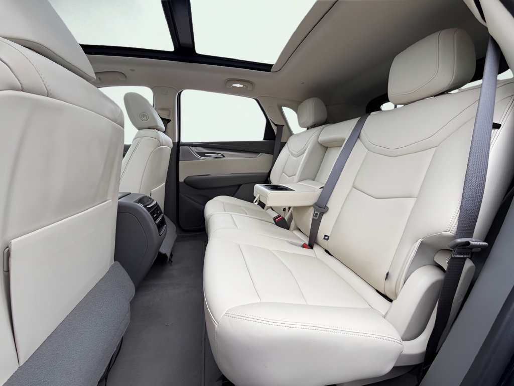 Used 2021 Cadillac XT5 Premium Luxury FWD image 25