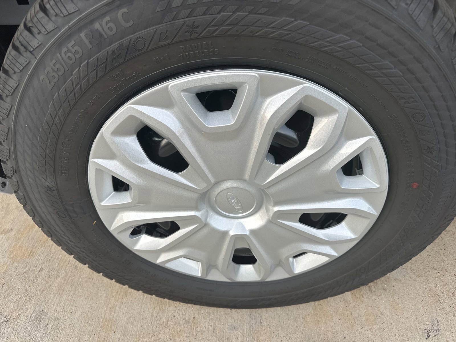 New 2025 Ford Transit 350 XLT RWD image 4