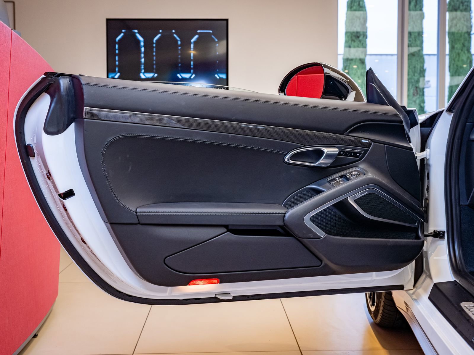 Certified 2017 Porsche 911 Turbo S image 8