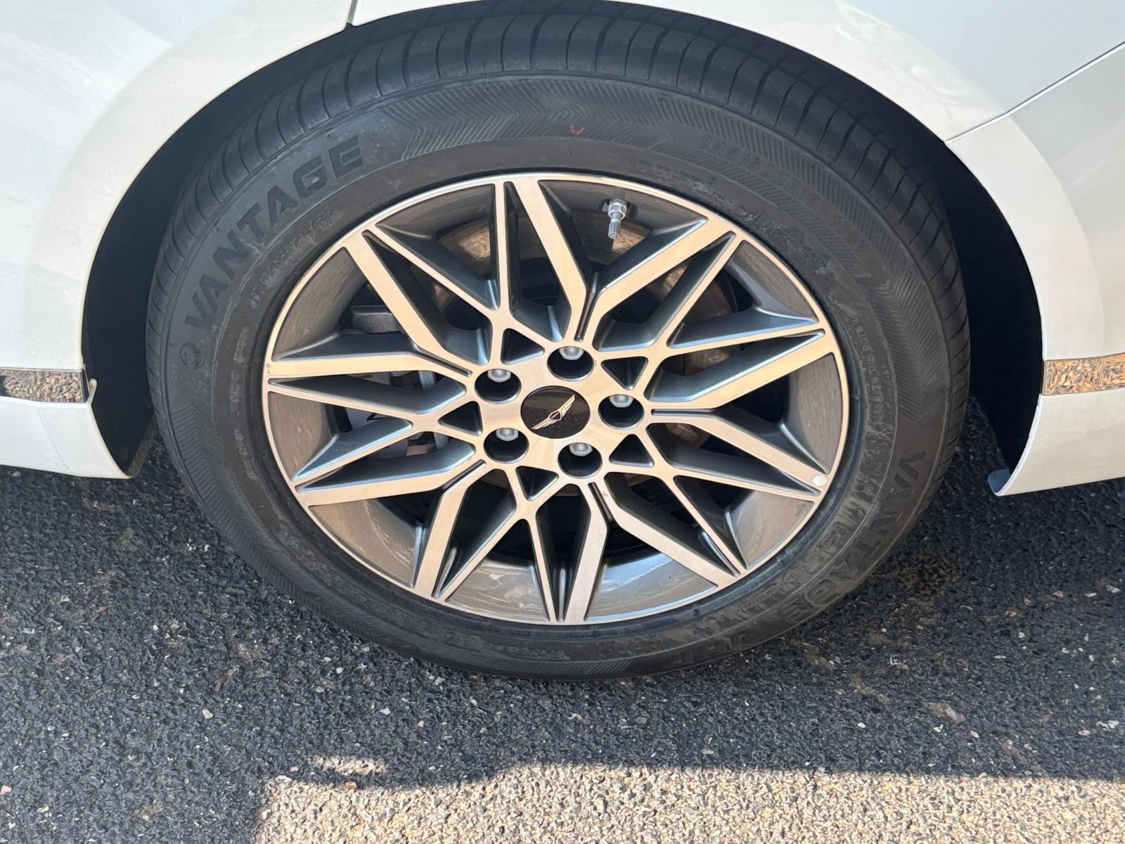 Used 2026 Genesis G80 2.5T AWD/4WD image 27