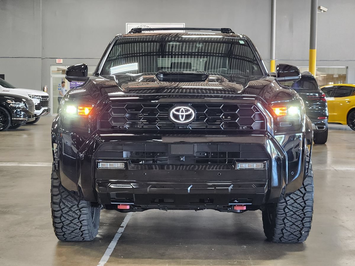 Used 2025 Toyota 4Runner TRD Sport Premium AWD/4WD image 2
