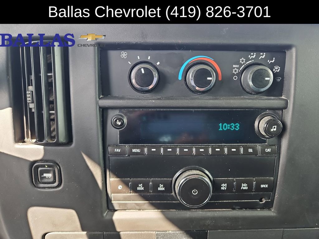 Certified 2015 Chevrolet Express 3500 Extended RWD image 13