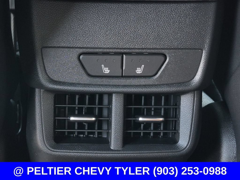 Used 2027 Chevrolet Equinox RS w/ Safety and Technology Package AWD/4WD image 43