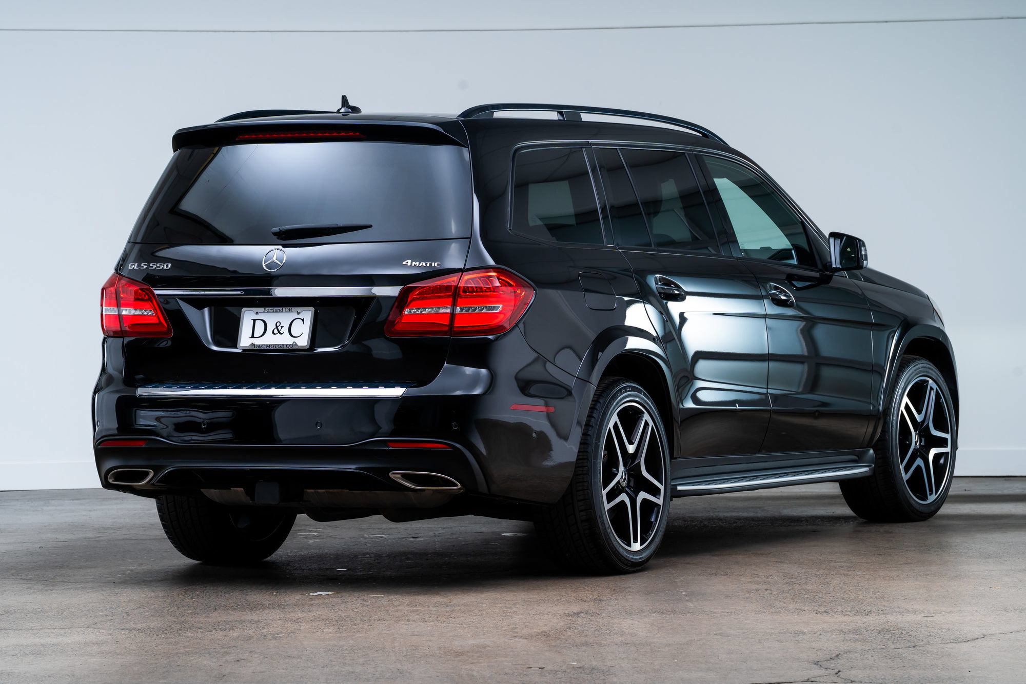 Used 2018 Mercedes-Benz GLS 550 4MATIC image 5