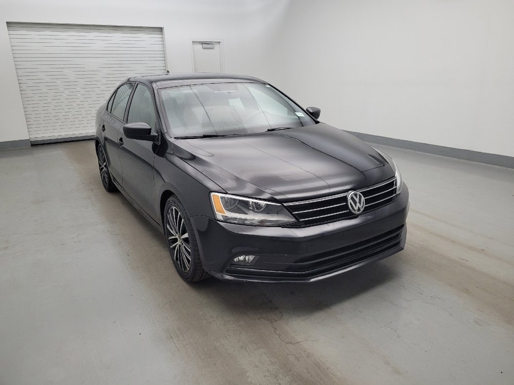 Used 2015 Volkswagen Jetta Sport FWD image 13