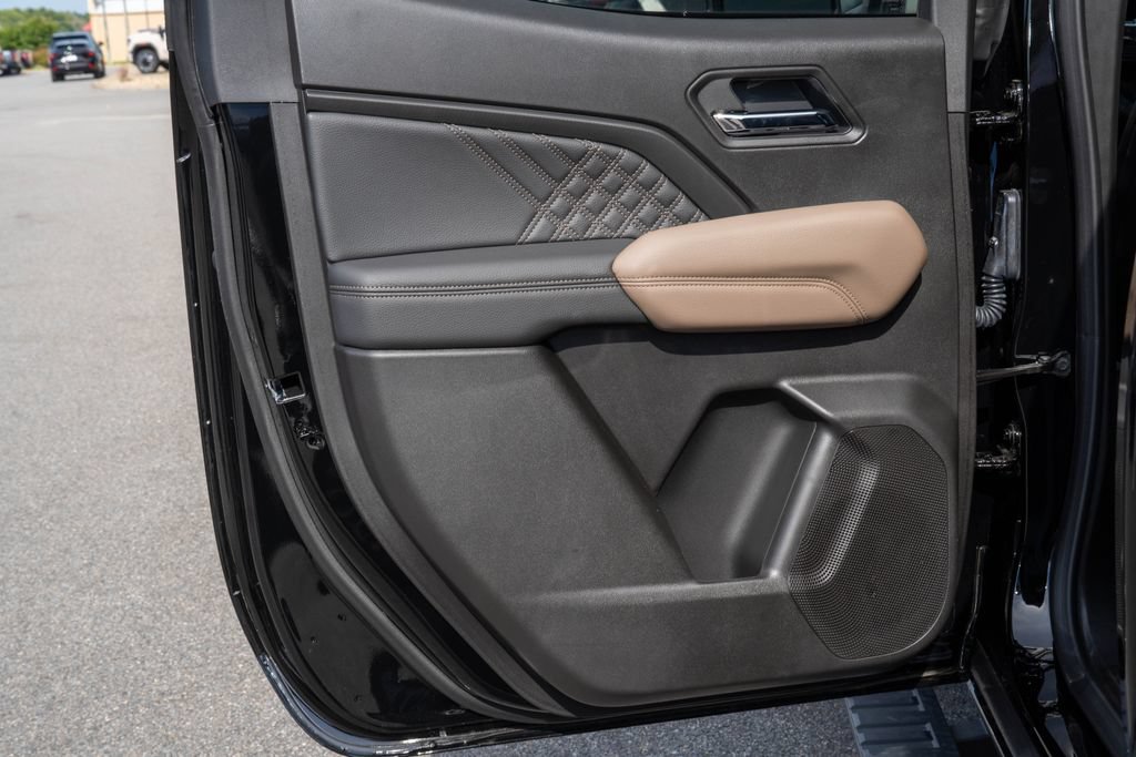 New 2026 GMC Canyon Denali AWD/4WD image 11