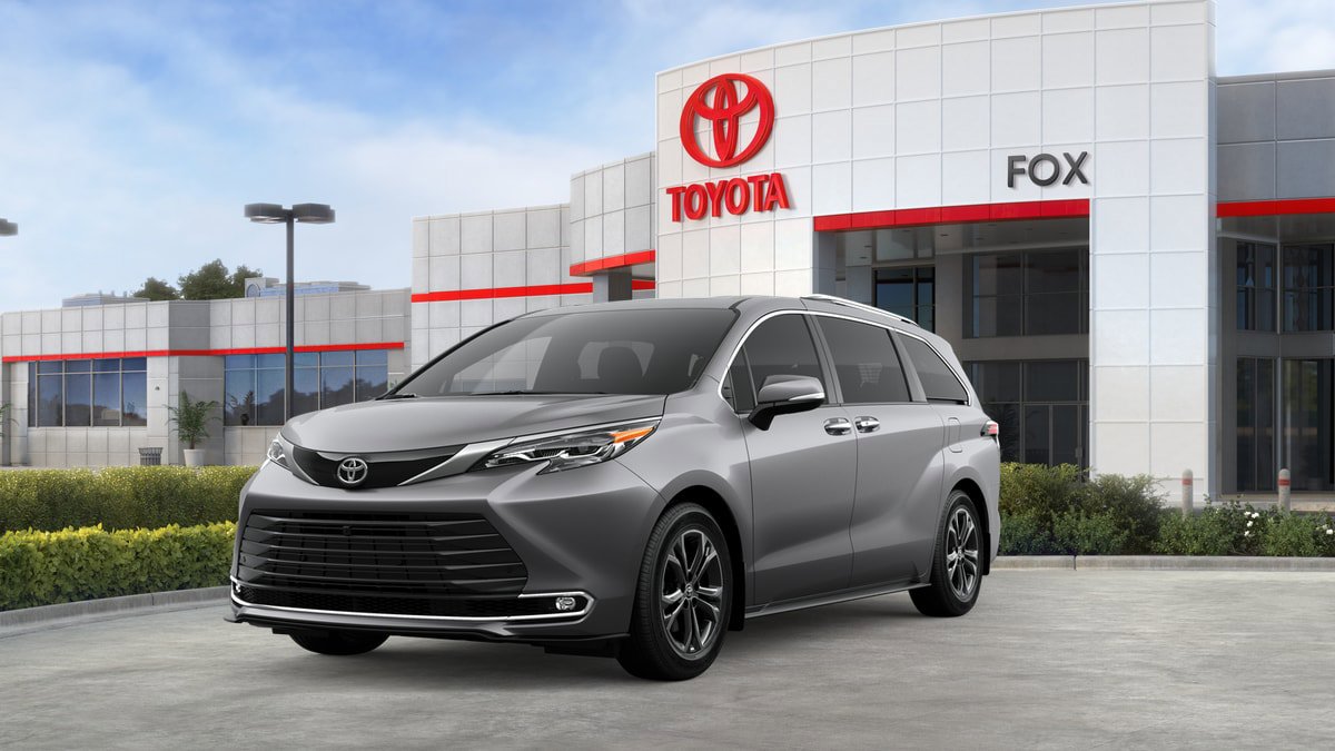 New 2026 Toyota Sienna Platinum
