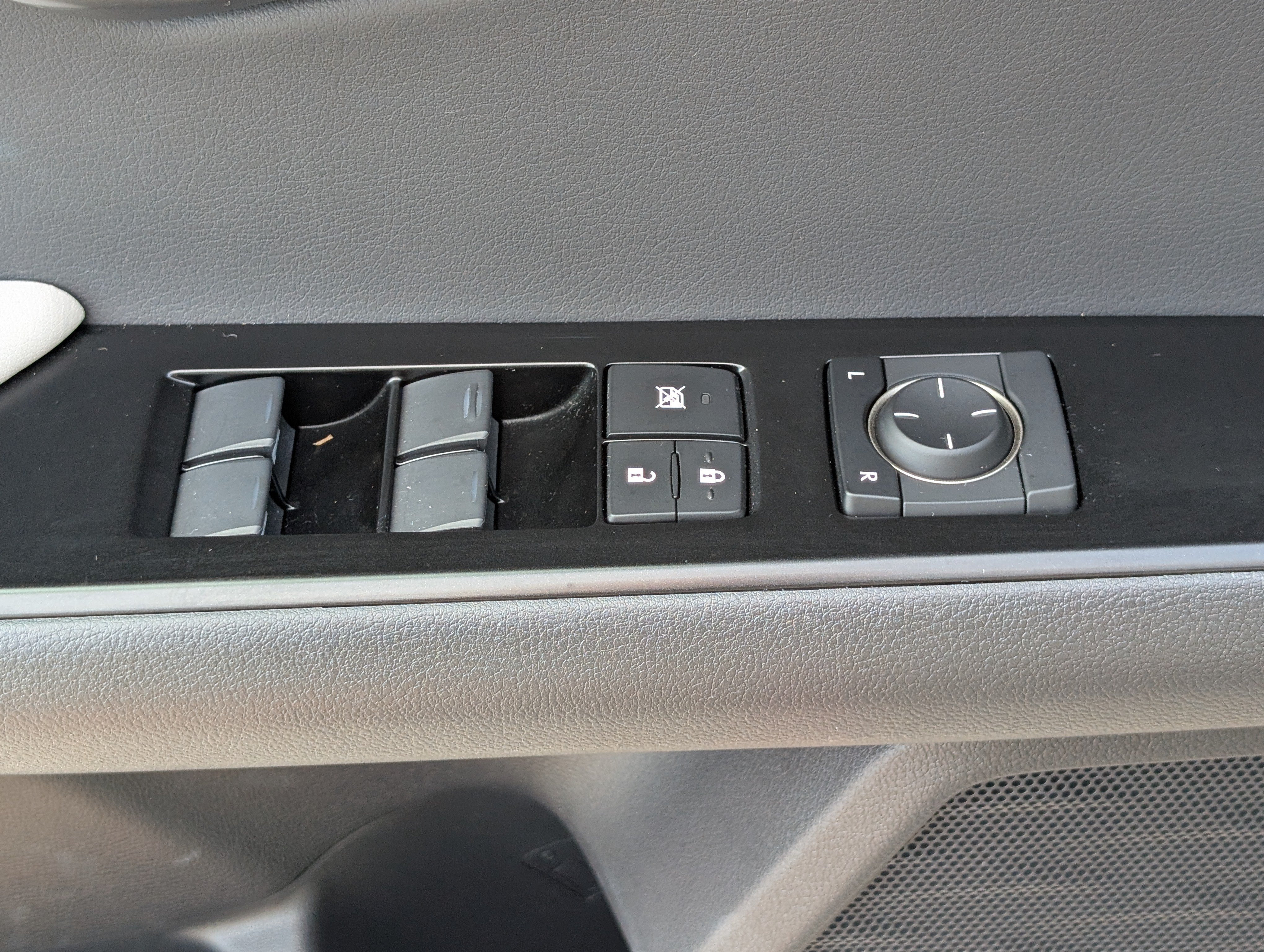 Used 2021 Lexus UX 250h w/ Premium Package AWD/4WD image 18