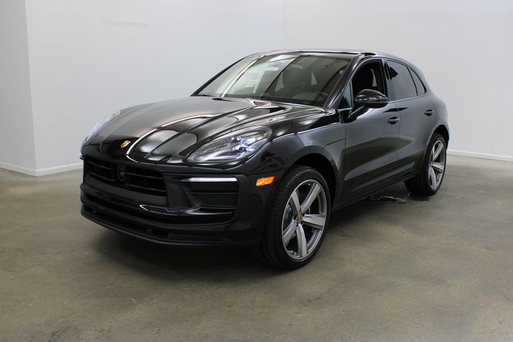 New 2025 Porsche Macan image 1