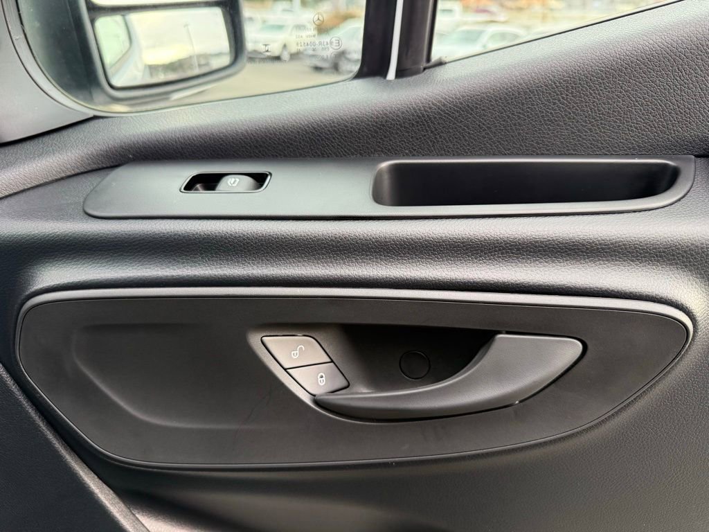 New 2025 Mercedes-Benz Sprinter 4500 image 18