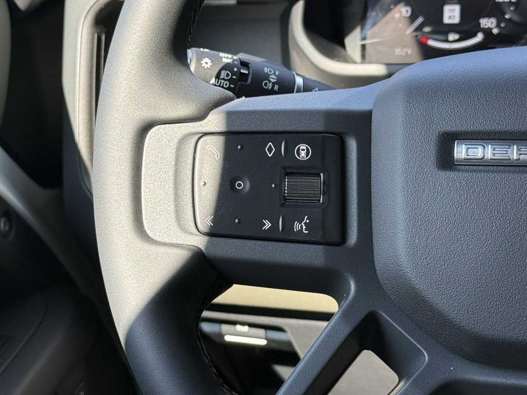 New 2026 Land Rover Defender 110 S image 19
