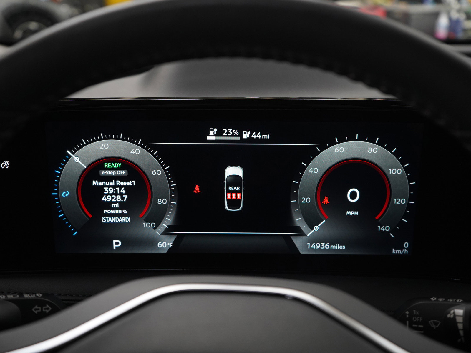 Used 2024 Nissan Ariya AWD image 25