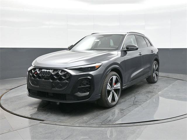 New 2025 Audi SQ5 Prestige image 3