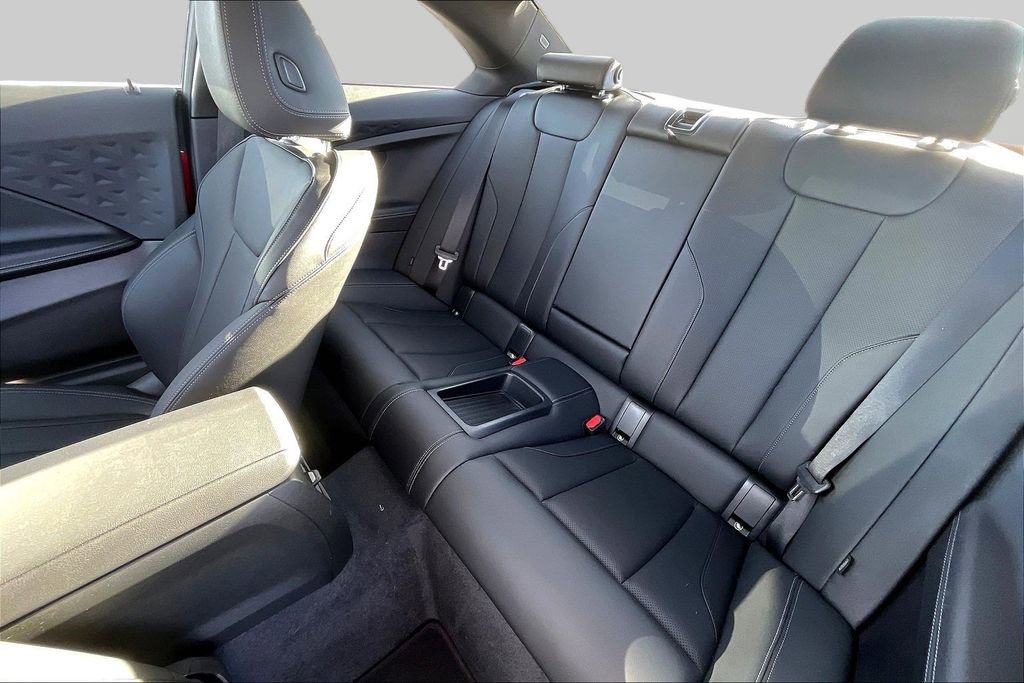 Used 2025 BMW 230i xDrive Coupe w/ Premium Package image 22