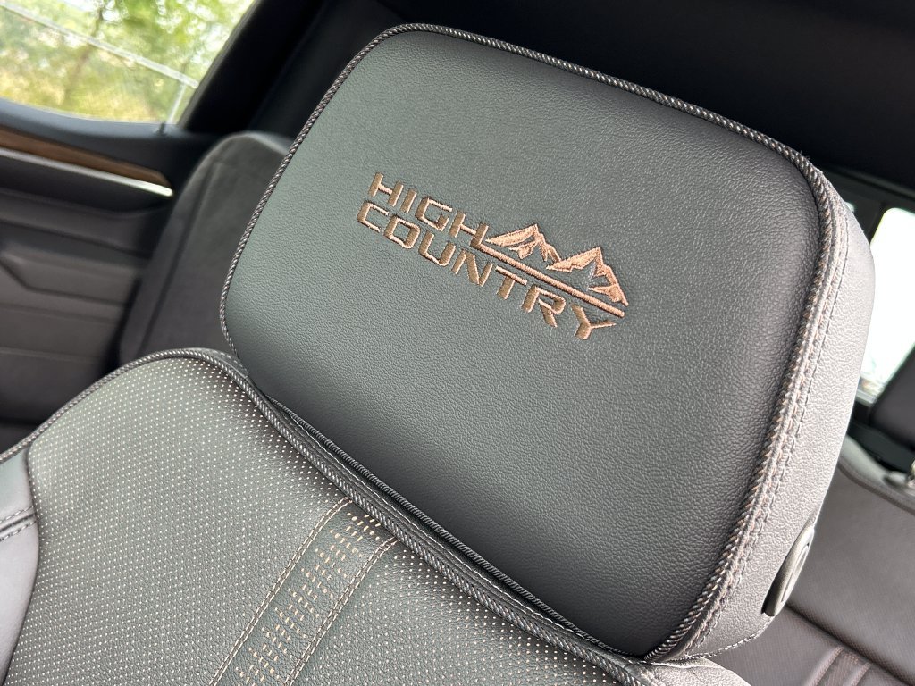 New 2026 Chevrolet Silverado 1500 High Country AWD/4WD image 17