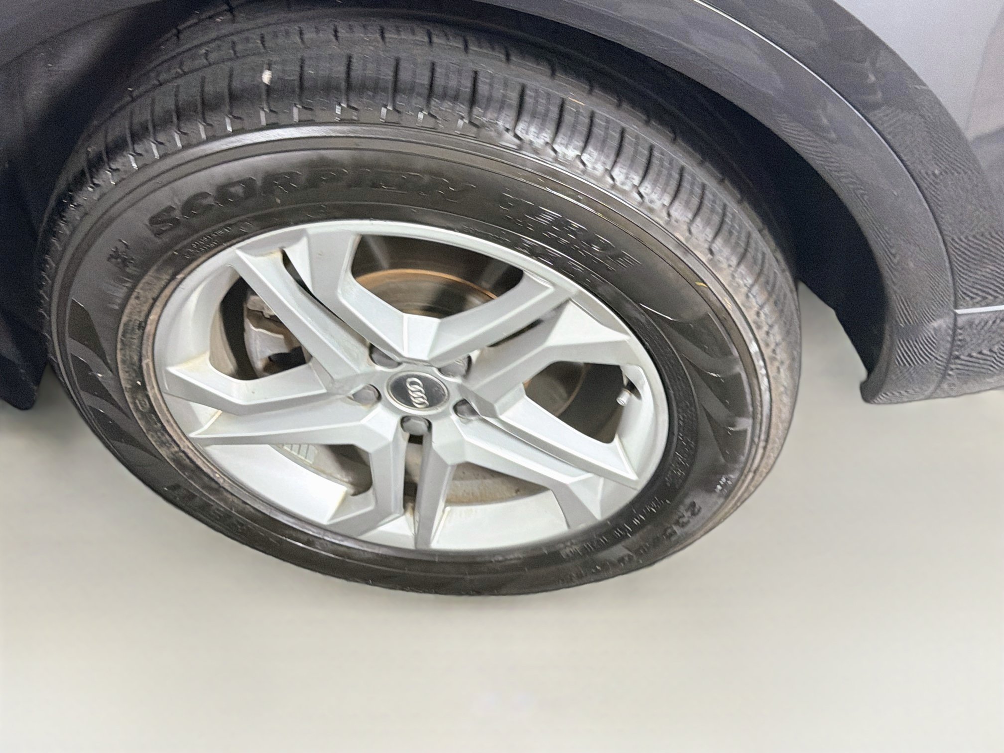 Used 2019 Audi Q5 2.0T Premium w/ Convenience Package AWD/4WD image 11