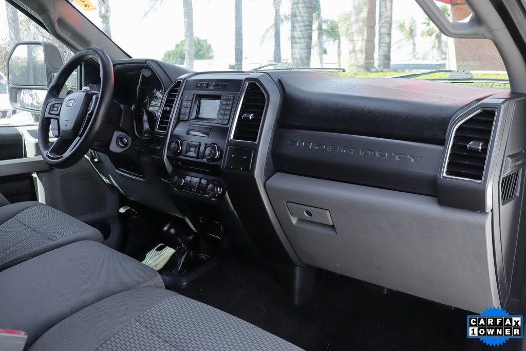 Used 2018 Ford F550 4x4 Crew Cab Super Duty image 40