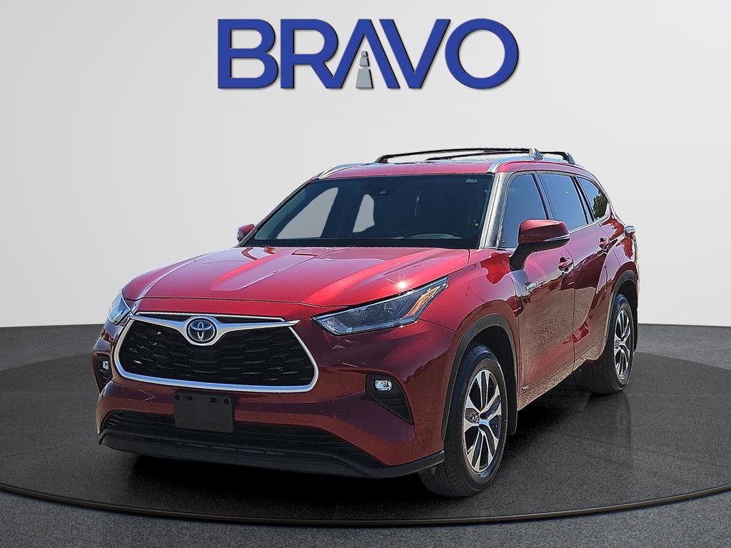 Used 2021 Toyota Highlander XLE
