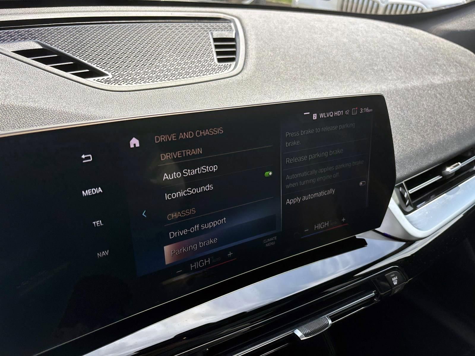 Used 2023 BMW X1 xDrive28i AWD/4WD image 19