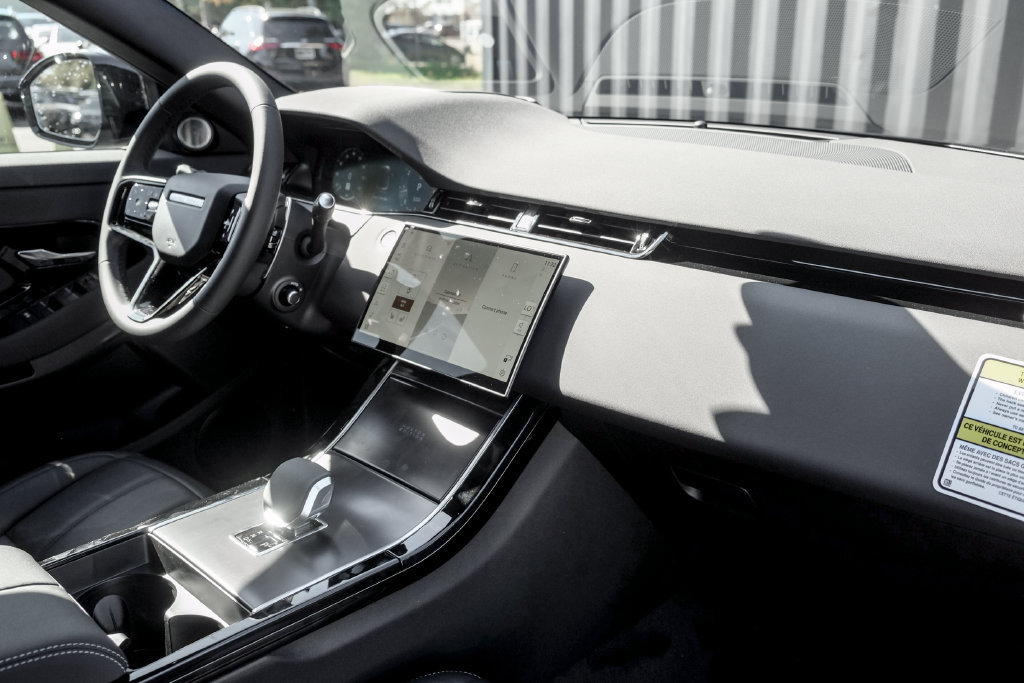 New 2026 Land Rover Range Rover Evoque Hoxton AWD/4WD image 23