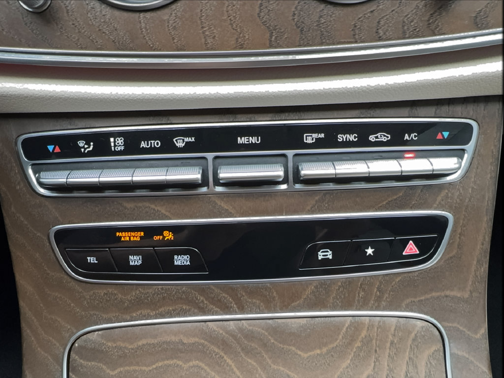 Used 2021 Mercedes-Benz E 350 Sedan w/ Premium Package image 53