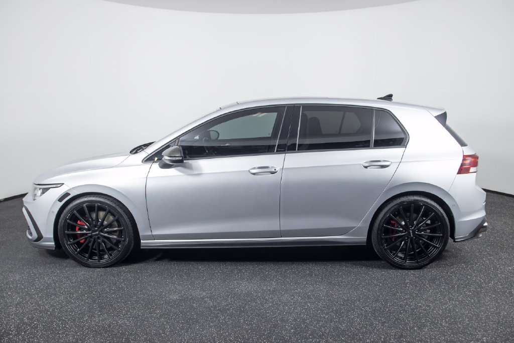 Used 2024 Volkswagen GTI Autobahn FWD image 4