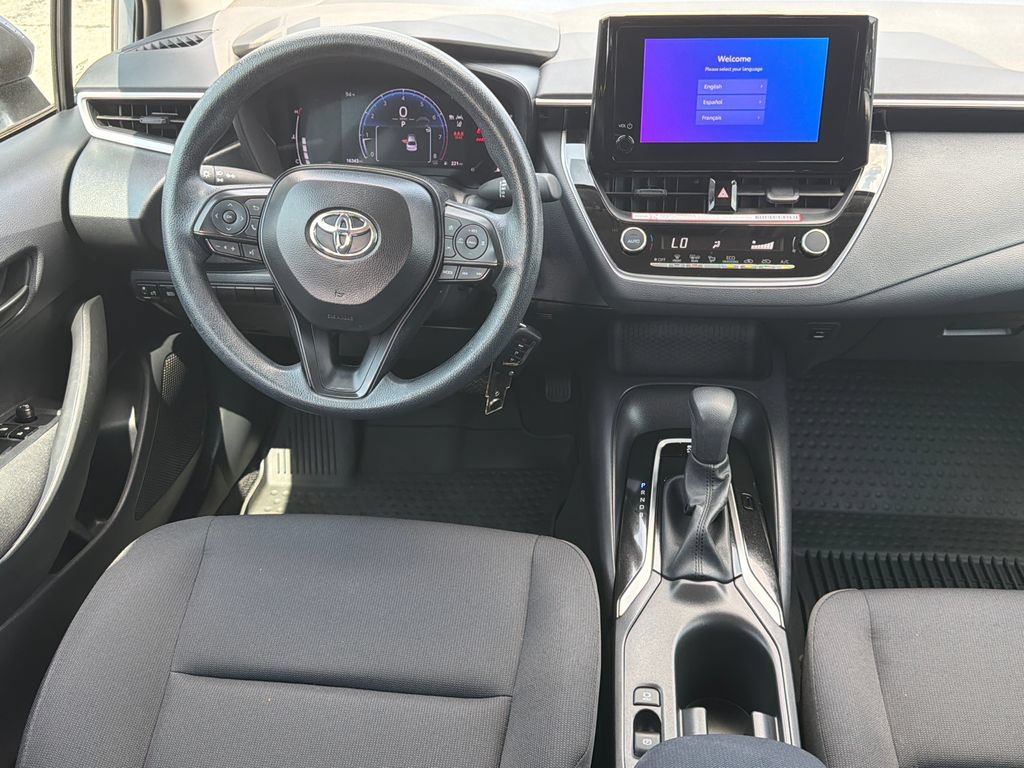 Used 2026 Toyota Corolla LE FWD image 27