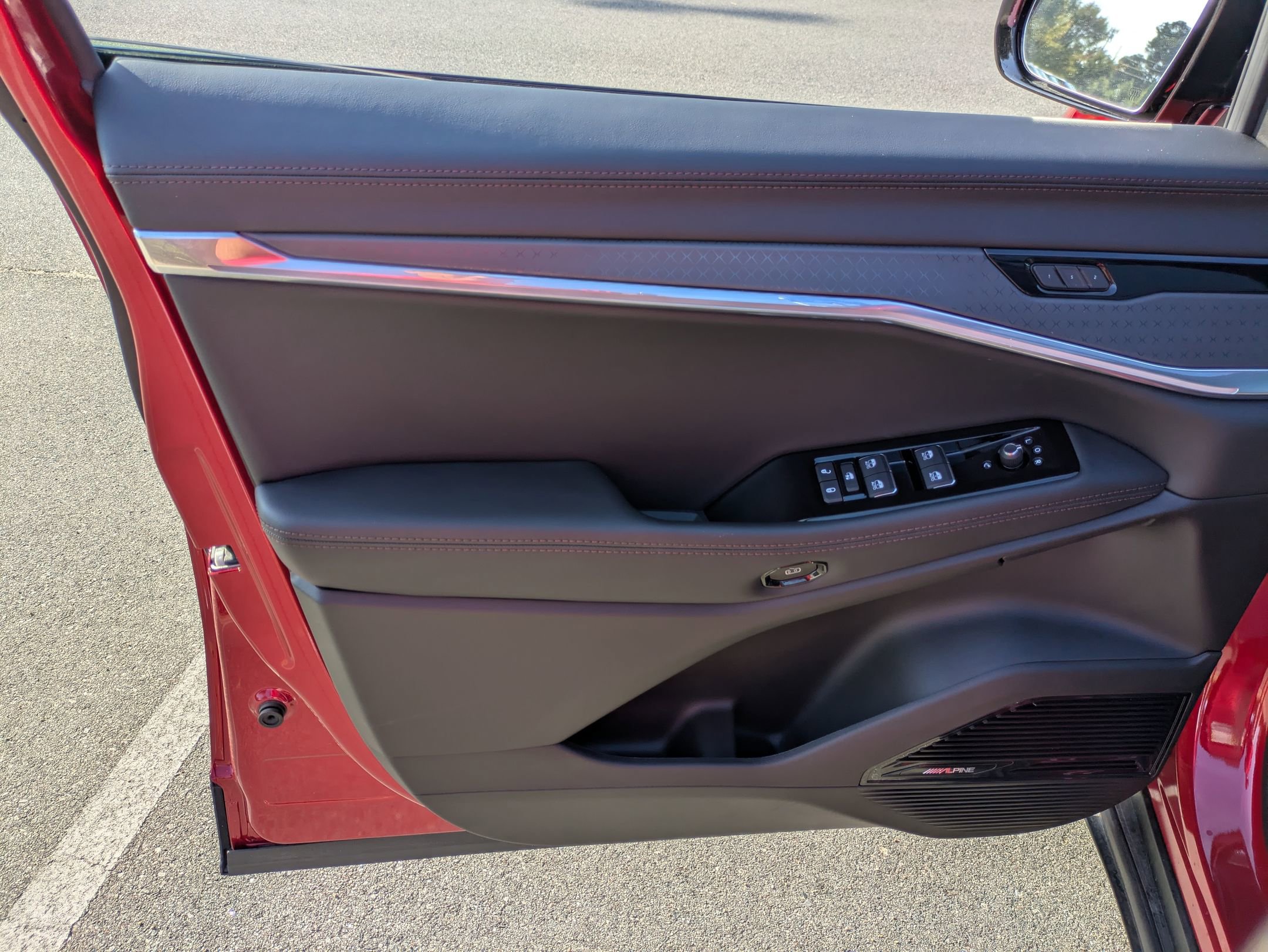 Used 2025 Jeep Wagoneer Limited image 15